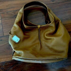 UGG‎ Australia Genuine Calf Camel Leather Hobo Shoulder Handbag Purse $395.